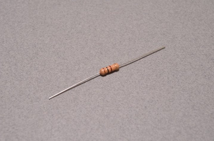 1/2W Resistor - 100 Ohm