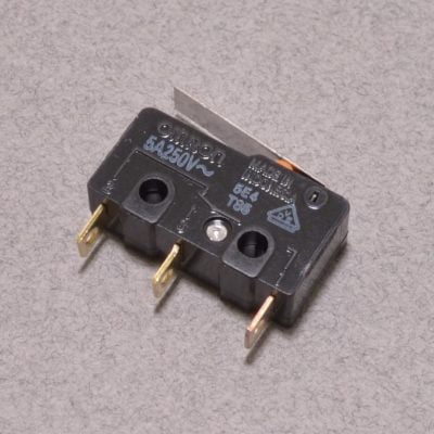 1pcs Limit Switch OMRON SS-5GL Com-NC-NO Mine Size 